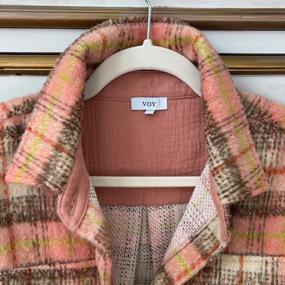 Voy Women's Plaid Shacket - Pink and Brown